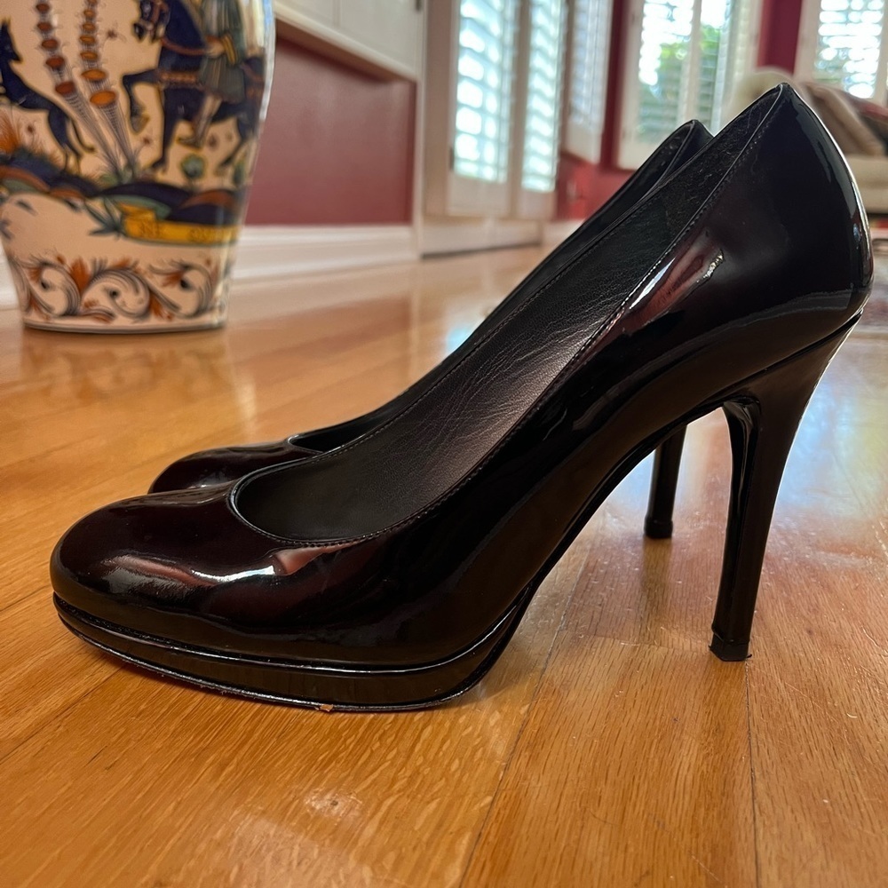 Stuart Weitzman Pumps​ - Picture 2 of 6